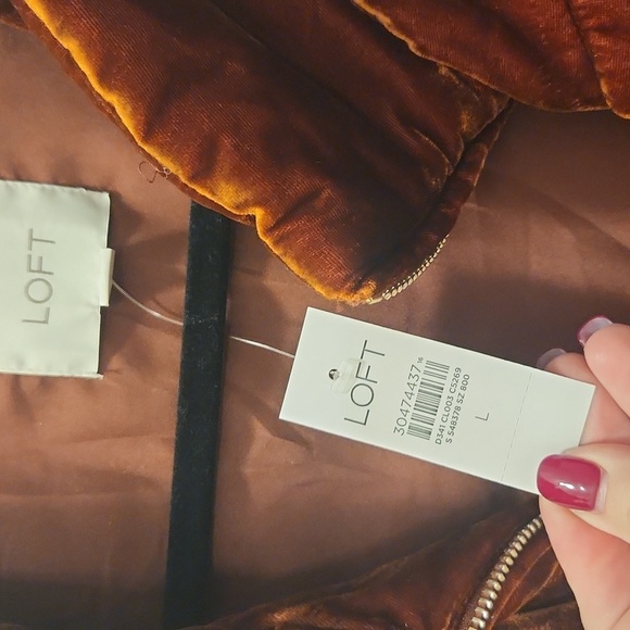 NWT Loft velour vest burnt orange - Picture 3 of 8